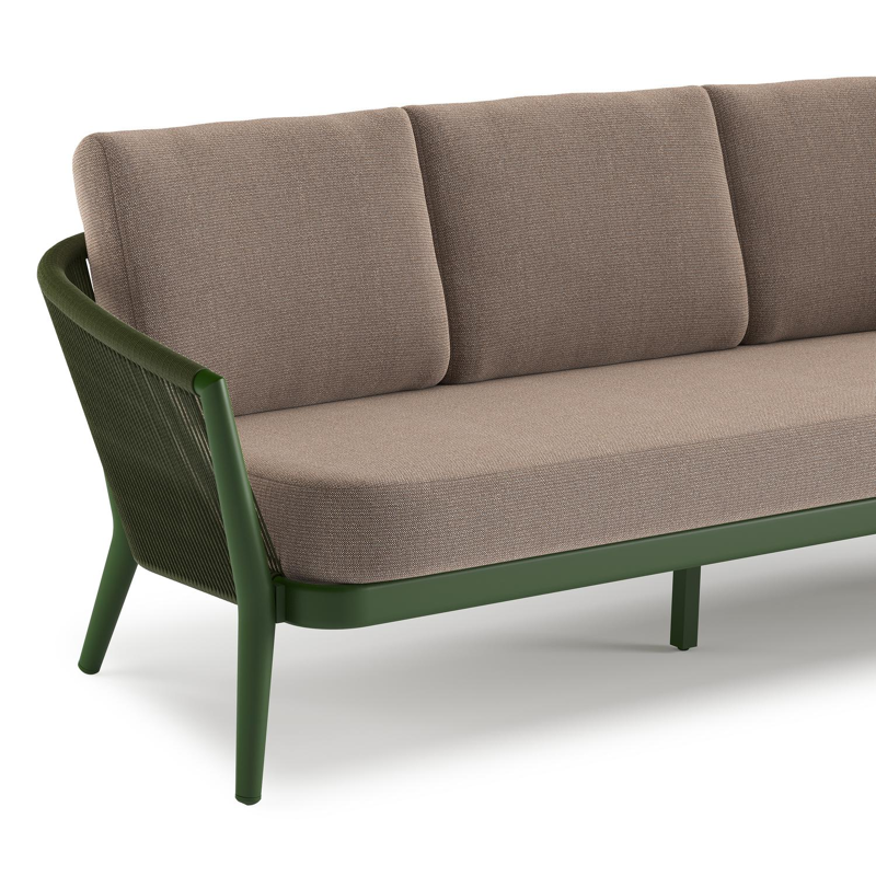 Orso loungeset in groen aluminium en groen verticaal geweven ronde rope met Savane Earth all weather sunbrella® luxe kussen