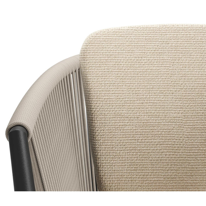 Orso tuinstoel in zwart aluminium en beige verticaal geweven ronde rope met zitkussen in All Weather Cosytica Althea Chalk