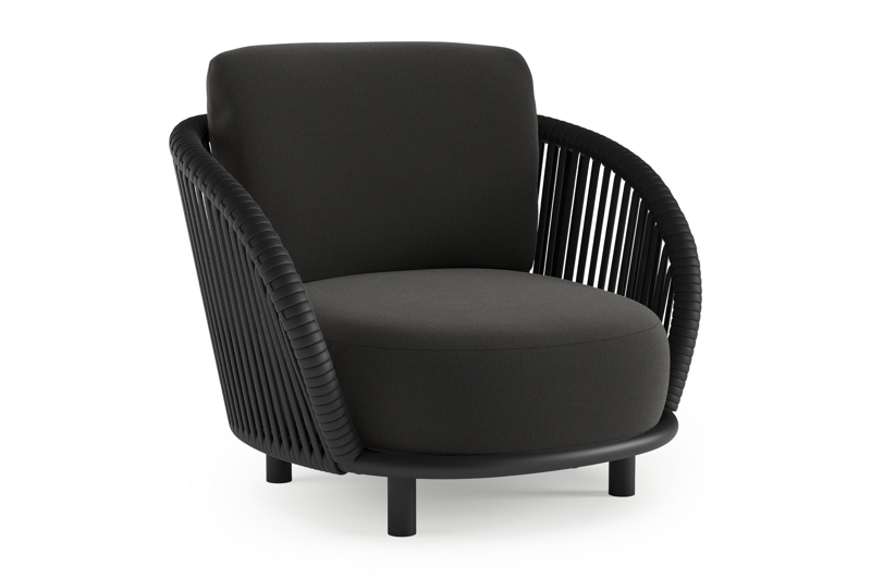 Fauteuil de jardin Lupino en aluminium noir et corde large plate de luxe tissée verticalement noir et coussins en all weather sunbrella® luxe natte sooty