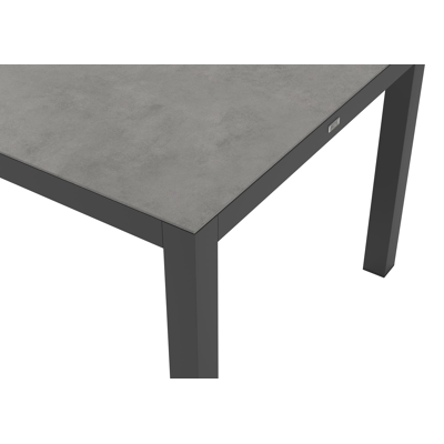 Varese tuinset in zwart aluminium en grijs volkeramiek tafelblad met 10 stapelbare Bareto tuinstoelen