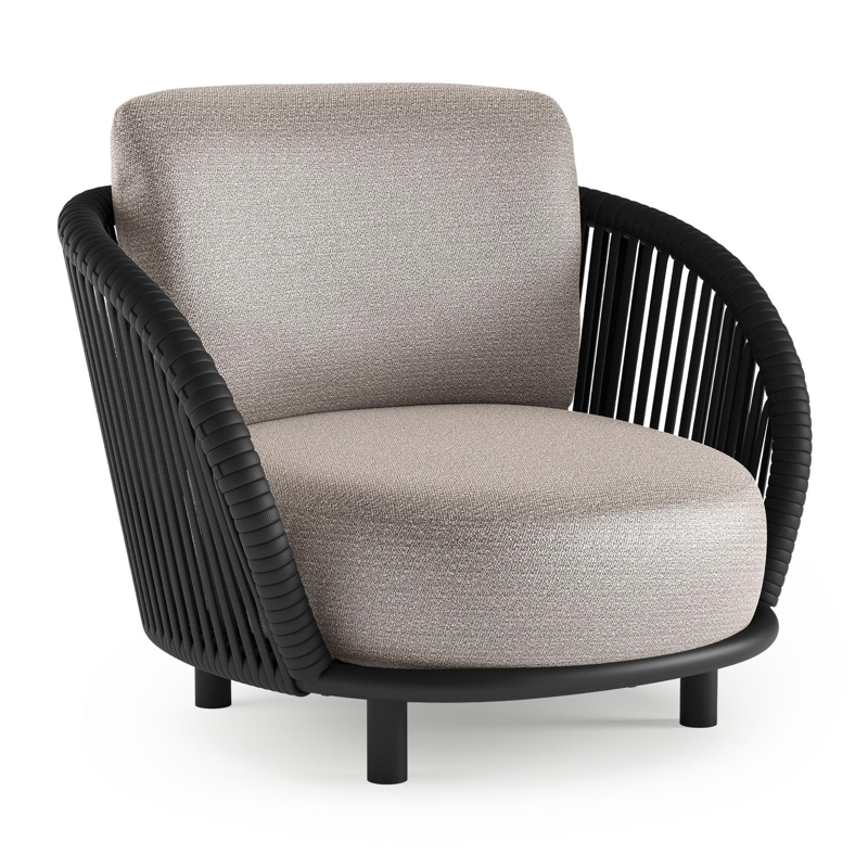 Fauteuil de jardin Lupino en aluminium noir et corde large plate de luxe tissée verticalement noir et coussins en all weather sunbrella® luxe wander granite