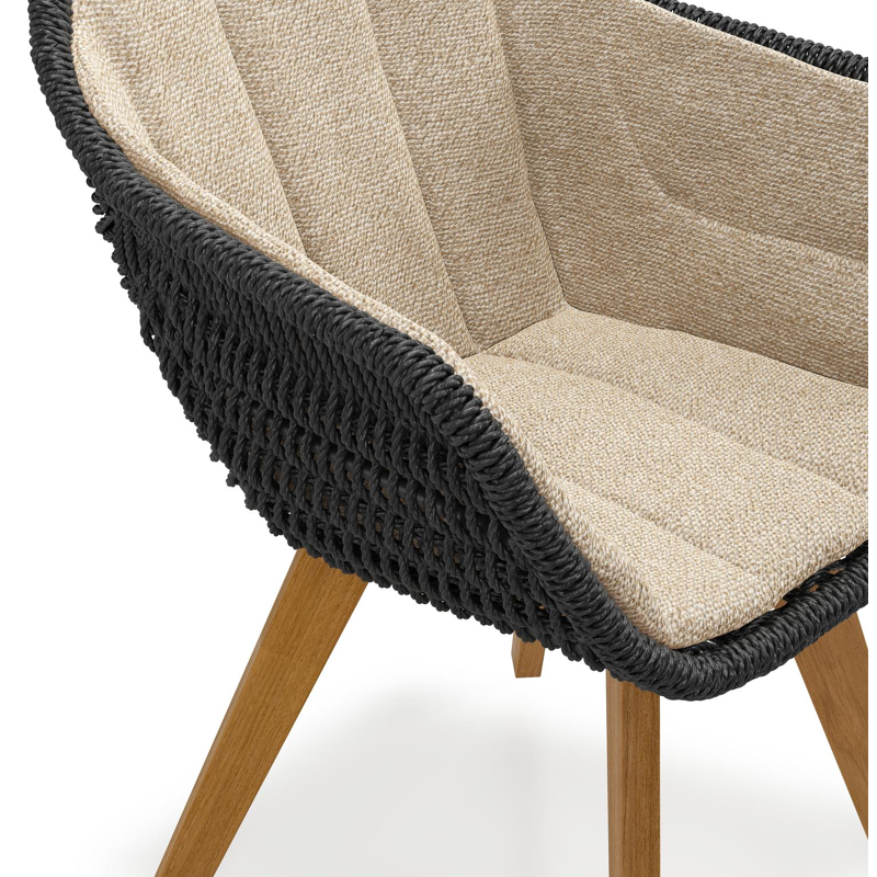 Pagino tuinstoel in teak en zwart ronde wicker met zitkussen in All Weather Cosytica Madagascar Oak