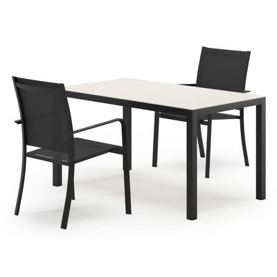 Feltro tuinset in zwart aluminium en sintered stone Crema minerale met 2 Calobra tuinstoelen