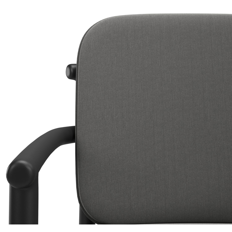 Bono stapelbare tuinstoel in zwart aluminium met stoelkussen in All Weather Sunbrella® Luxe Natte Charcoal Chine