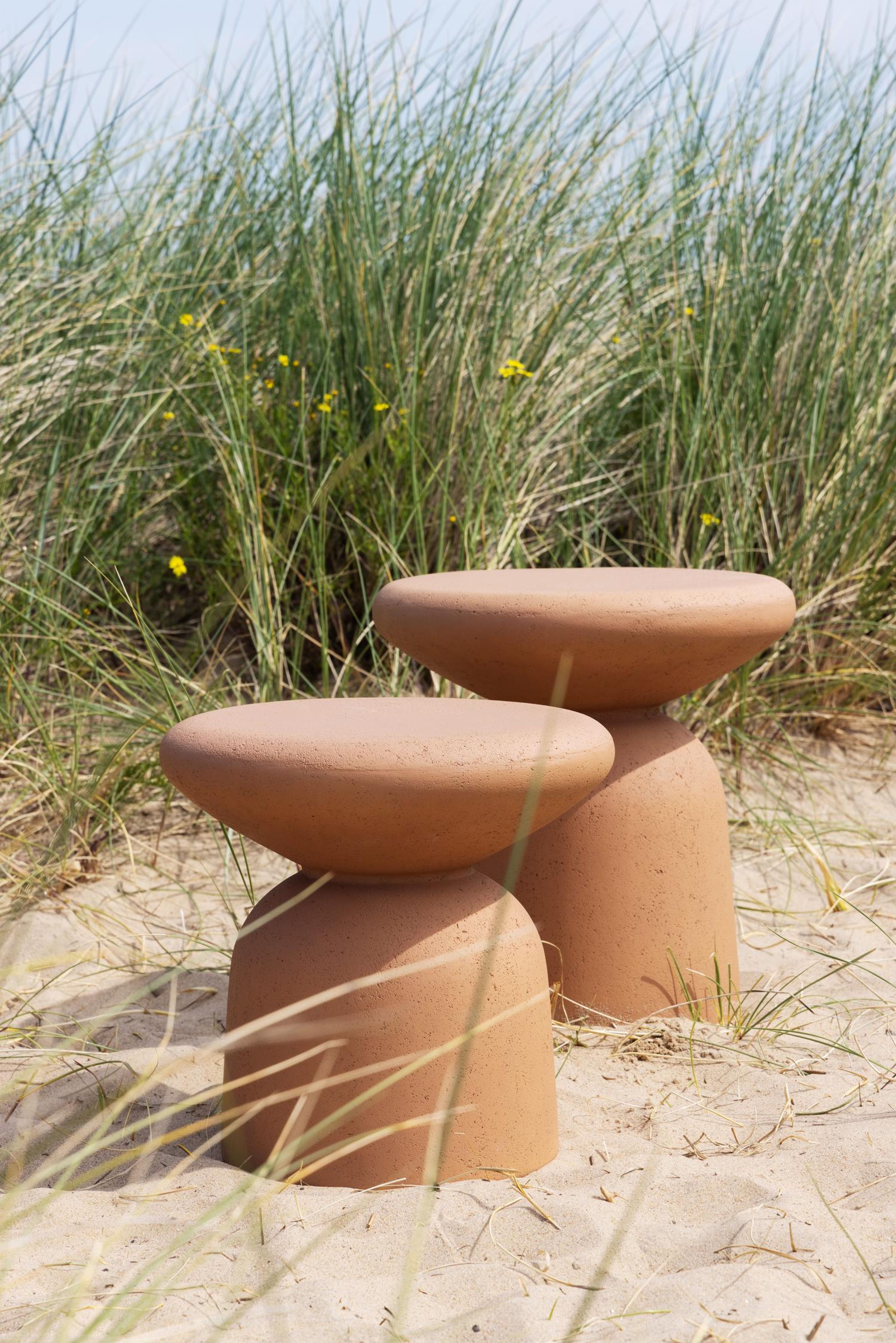 Globo bijzettafel in roestbruin beton - Dia. 40 x H 40 cm