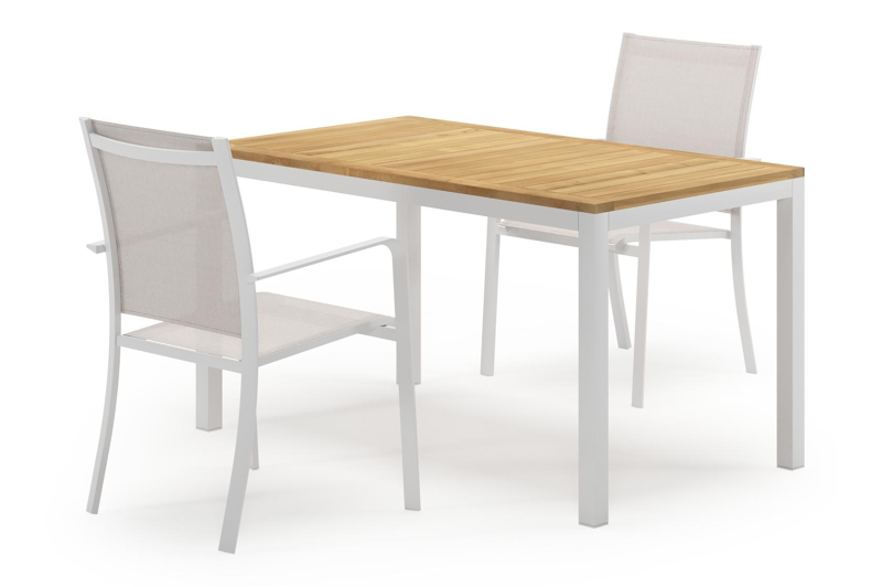 Feltro tuinset in wit aluminium en teak Natural Finish met 2 Calobra tuinstoelen