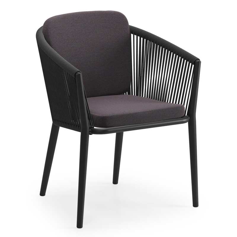 Chaise de jardin Orso en aluminium noir et corde ronde tissée verticalement noir avec coussin en All Weather Sunbrella® Luxe Tundra Red