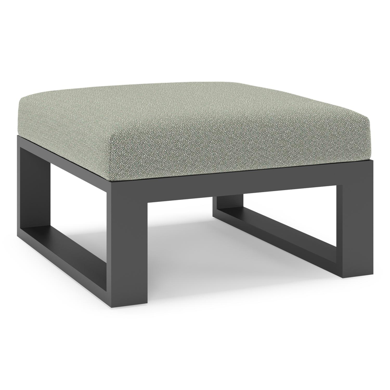 Verato poef in zwart aluminium met savane leaf all weather sunbrella® luxe kussen