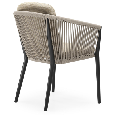 Orso tuinstoel in zwart aluminium en beige verticaal geweven ronde rope met luxe zitkussen in All Weather Cosytica Althea Camel