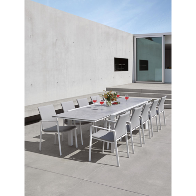 Ceramo verlengbare tuintafel in wit aluminium met tafelblad in volkeramiek - L 220 x B 106 cm