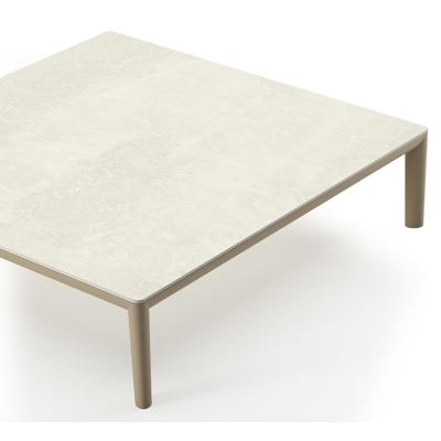 Tolosa loungetafel in beige aluminium en beige sintered stone - L 90 x B 90 x H 38 cm