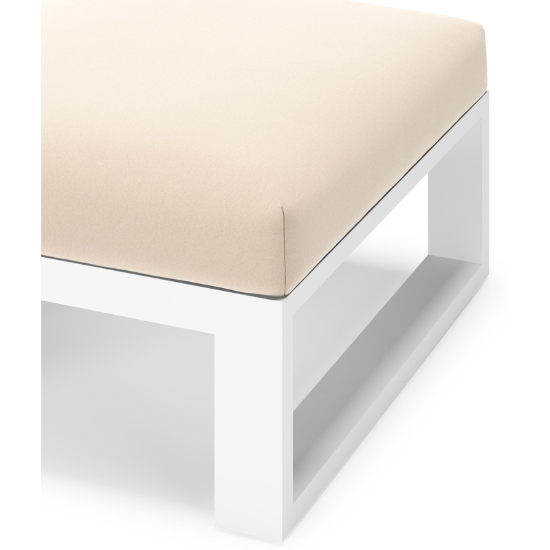 Verato poef in wit aluminium met natte linen chalk all weather sunbrella® luxe kussen