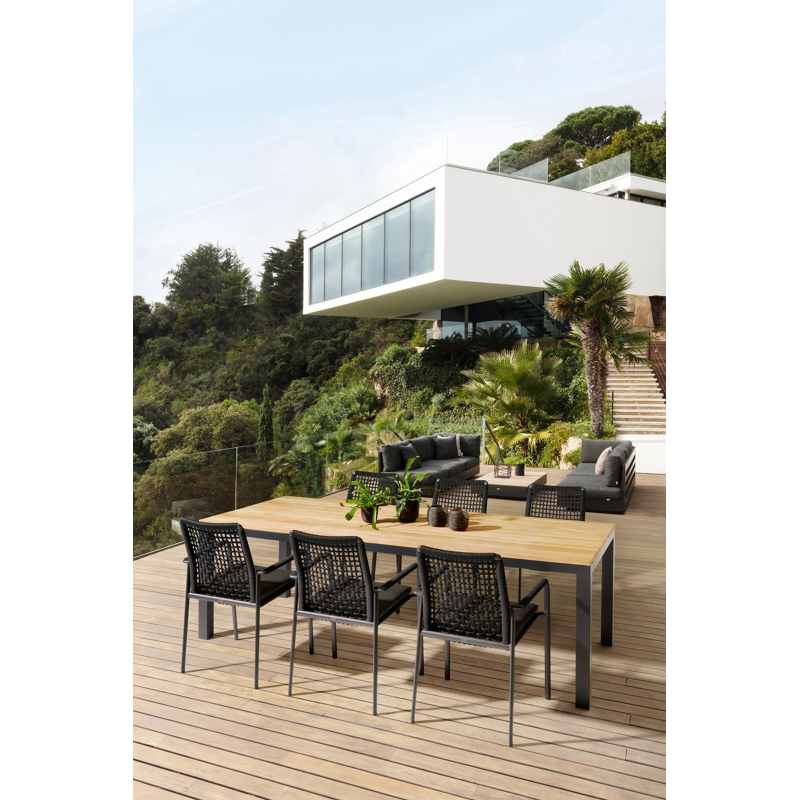 Como stapelbare tuinstoel in zwart aluminium en zwart vierkant geweven rope