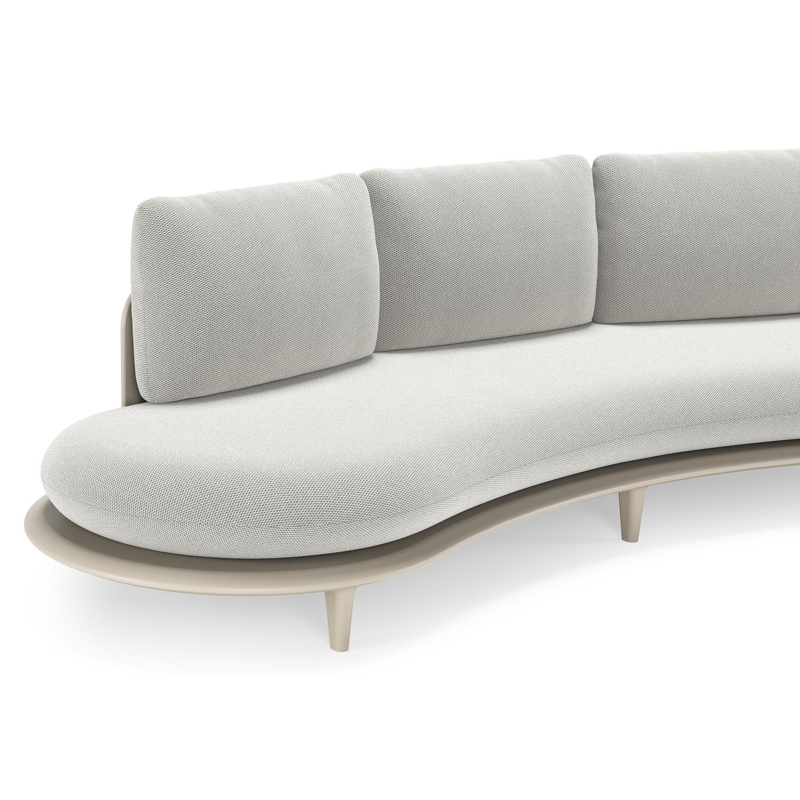 Bomero loungebank in beige aluminium met lopi ash all weather sunbrella® luxe kussen