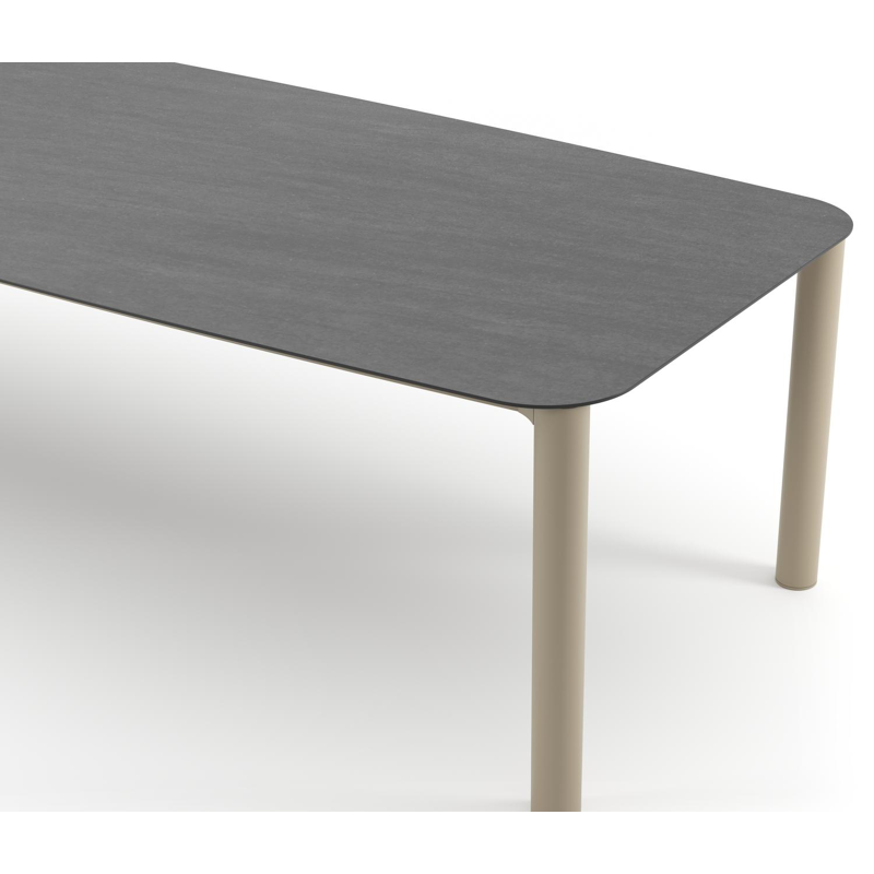Orso tuintafel bootvorm in beige aluminium en volkeramiek Basalt Black - L 315 x B 115 x H 74.5 cm
