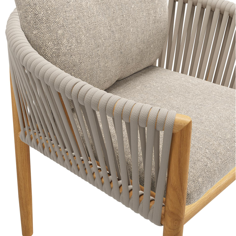 Organo tuinstoel in beige teak en beige verticaal geweven luxe vlakke rope met kussen in All Weather Sunbrella® Luxe Chartres Pewter