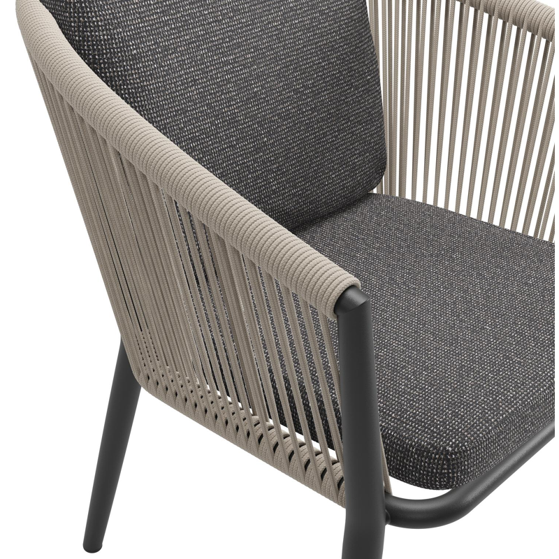 Orso tuinstoel in zwart aluminium en beige verticaal geweven ronde rope met luxe zitkussen in All Weather Solica Firenze Tunder