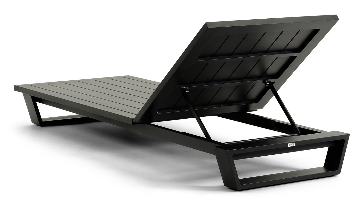 Chaise longue réglable Pagino en aluminium noir avec all weather sunbrella® luxe natte dark taupe coussin