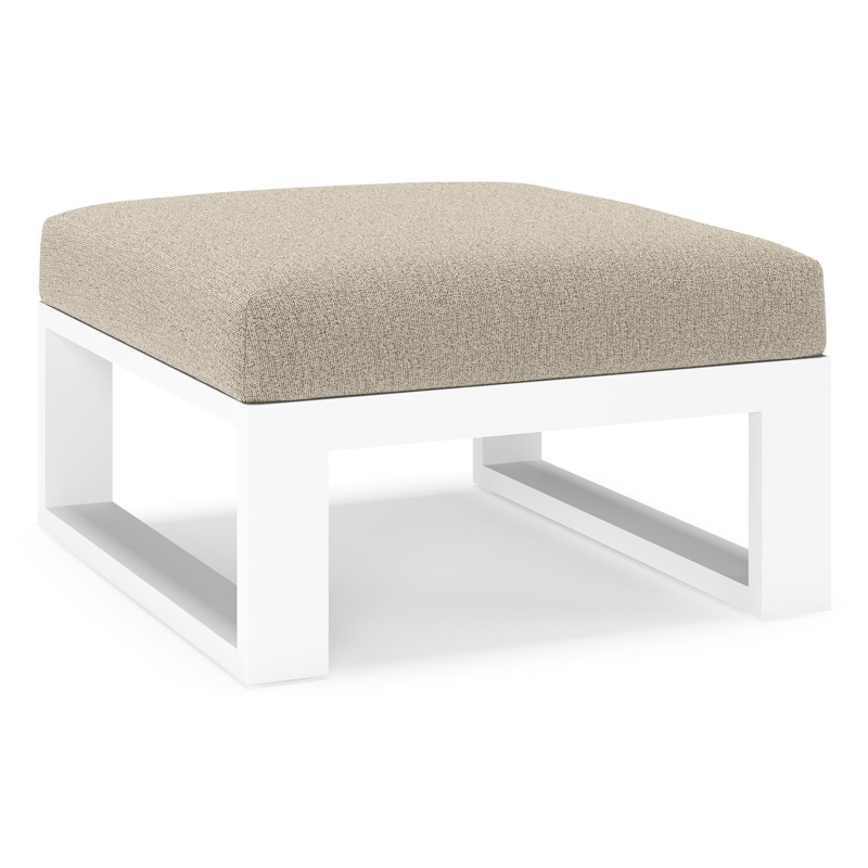 Verato poef in wit aluminium met catania beige all weather cosytica kussen