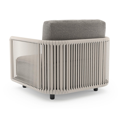 Fauteuil de jardin Organo en aluminium noir et corde luxe plate tissée verticalement beige et coussin en all weather Sunbrella® luxe chartres drizzle