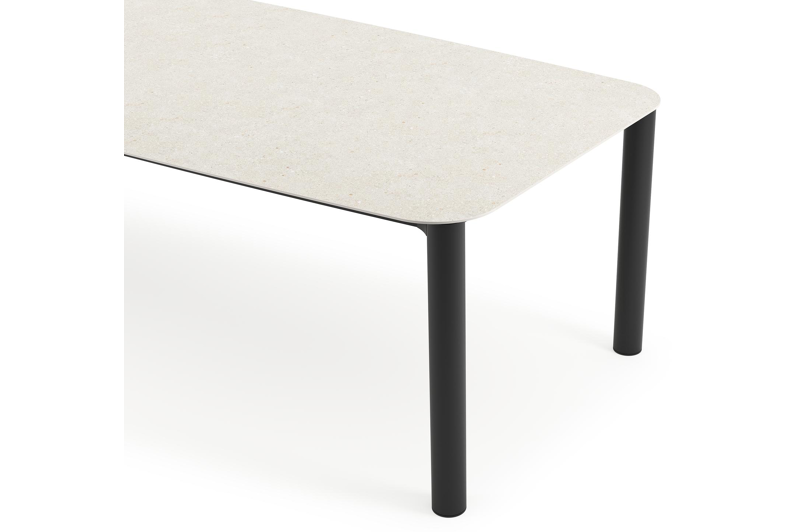 Orso tuintafel bootvorm in zwart aluminium en volkeramiek shilin - L 315 x B 115 x H 75 cm