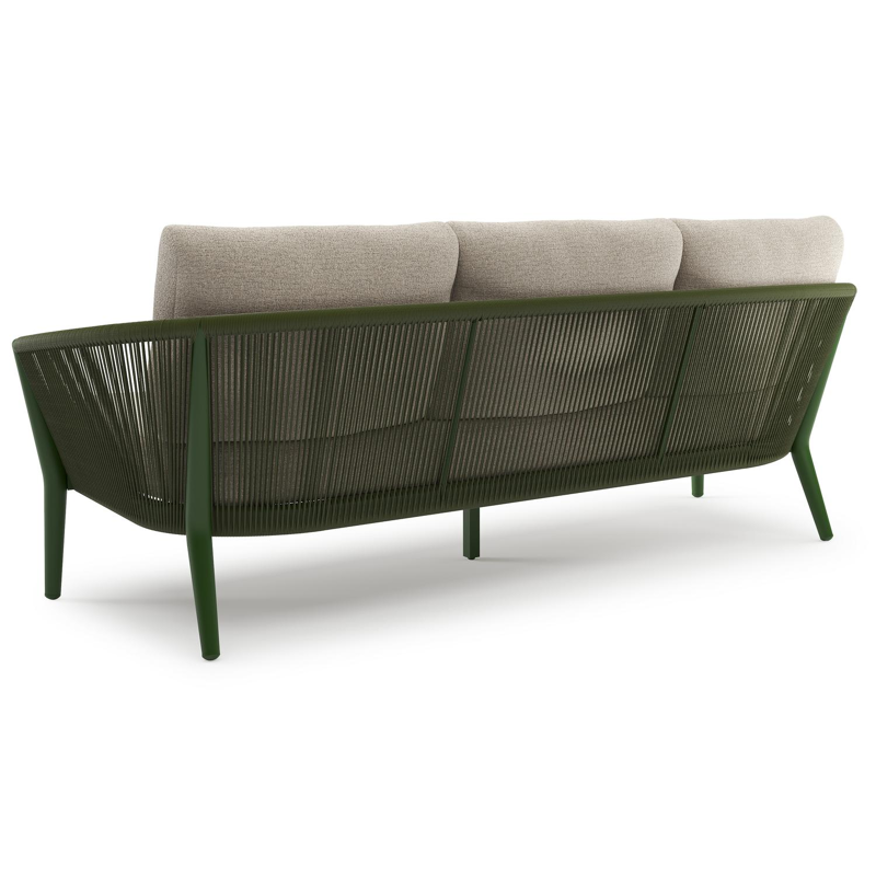 Orso loungebank in groen aluminium en groen verticaal geweven ronde rope met Catania Sand all weather cosytica kussen