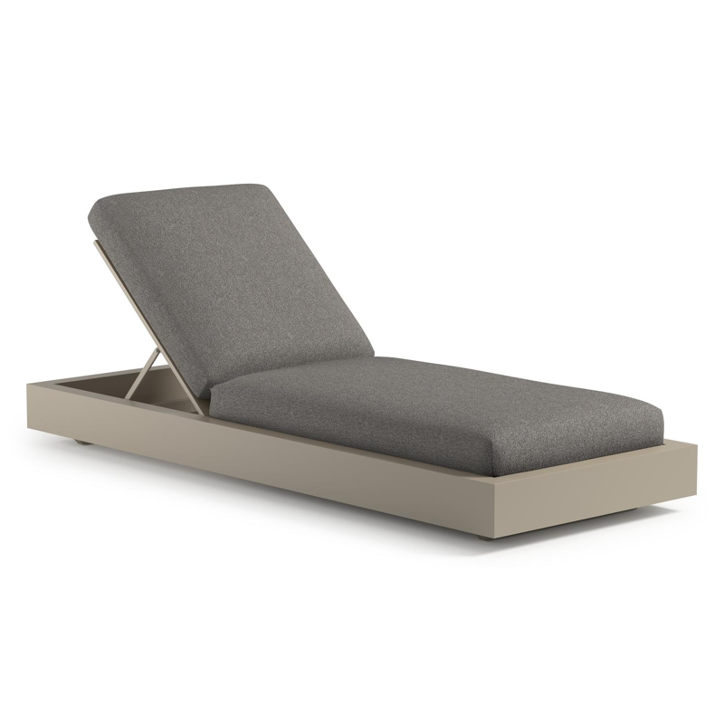 Como verstelbaar ligbed in beige aluminium met tundra charcoal all weather sunbrella® luxe