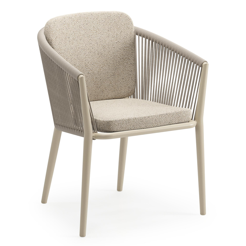 Orso tuinstoel in beige aluminium en beige verticaal geweven ronde rope met zitkussen in All Weather Cosytica Bora Desert