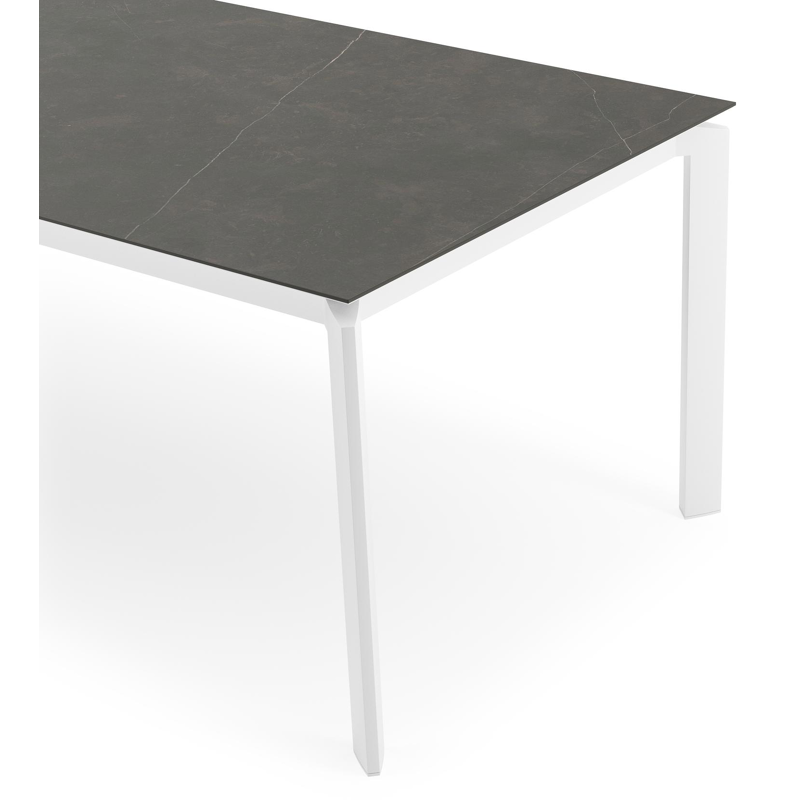 Cirello tuintafel rechthoekig in wit aluminium en volkeramiek Calatorao - L 240 x B 100 x H 75 cm