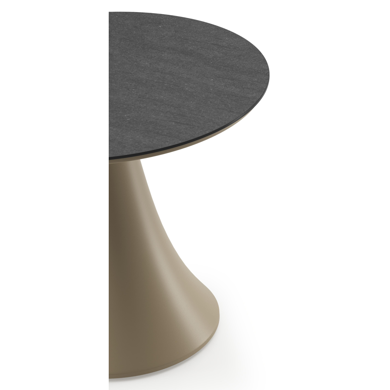 Fano low dining loungetafel rond in beige aluminium en volkeramiek Basalt Black - Dia. 65 x H 55 cm