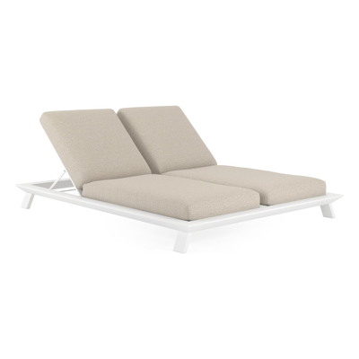 Cesano verstelbaar dubbel ligbed in wit aluminium met catania sand all weather cosytica kussen