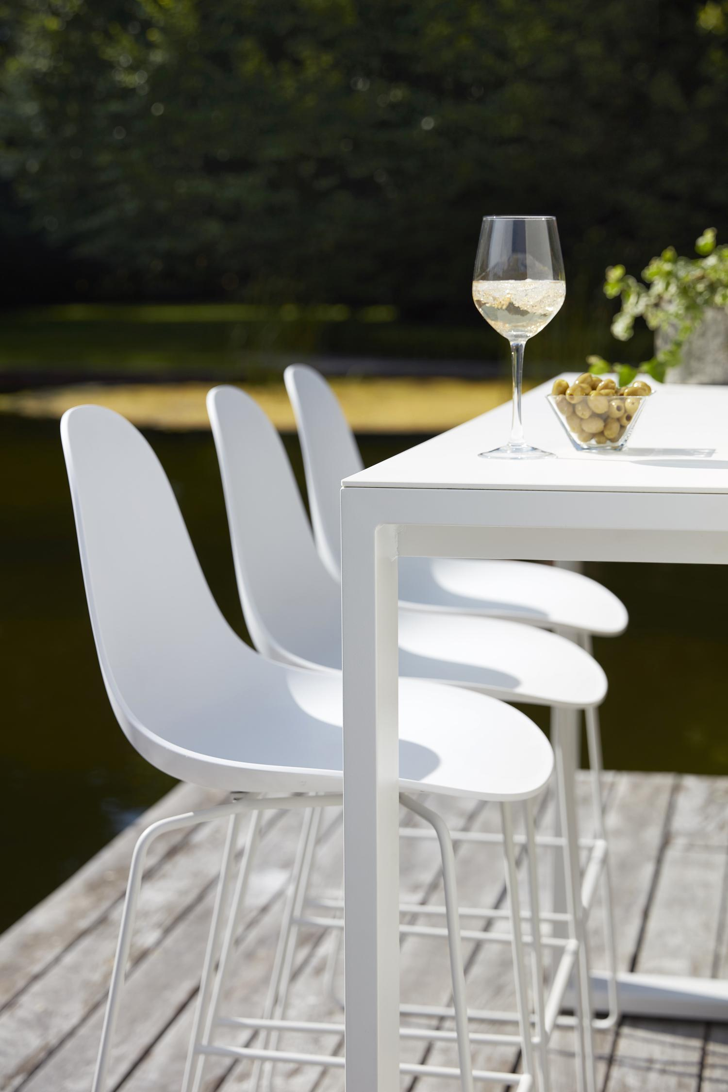 Verato barstoel in wit aluminium en wit kunststof