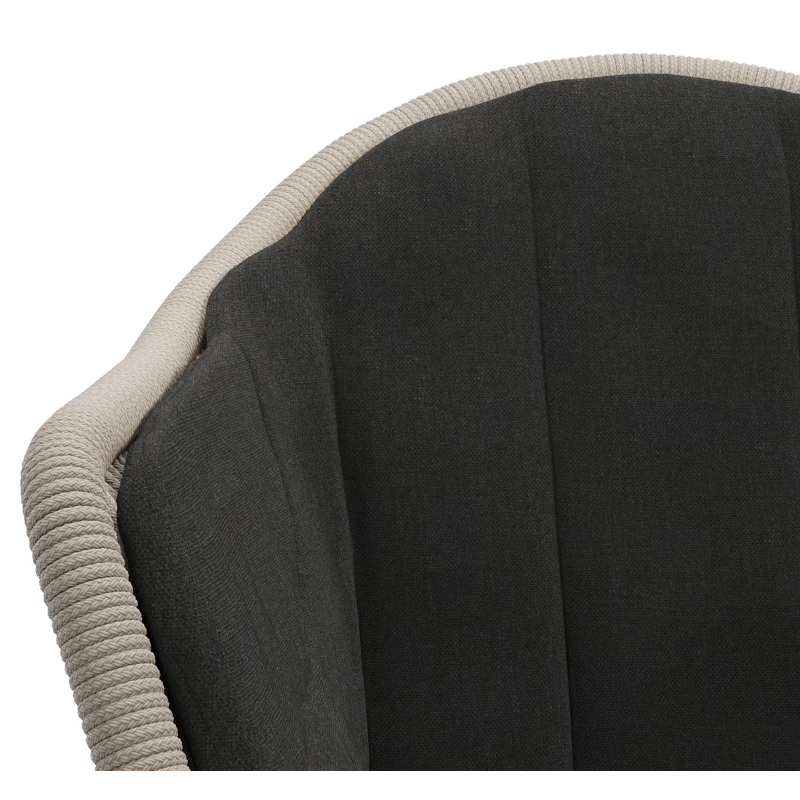 Pagino tuinstoel in zwart aluminium en beige verticaal geweven ronde rope met zitkussen in All Weather Sunbrella® Luxe Natte Sooty