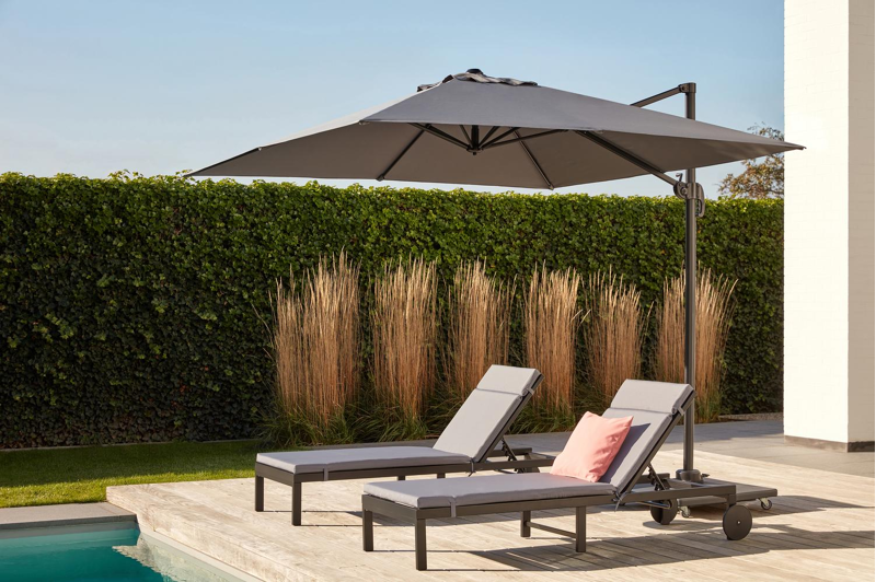 Calpe parasolvoet zwart beton van 70 kg met wielen