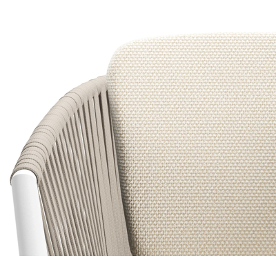 Orso tuinstoel in wit aluminium en beige verticaal geweven vlakke rope met zitkussen in All Weather Cosytica Althea Off White