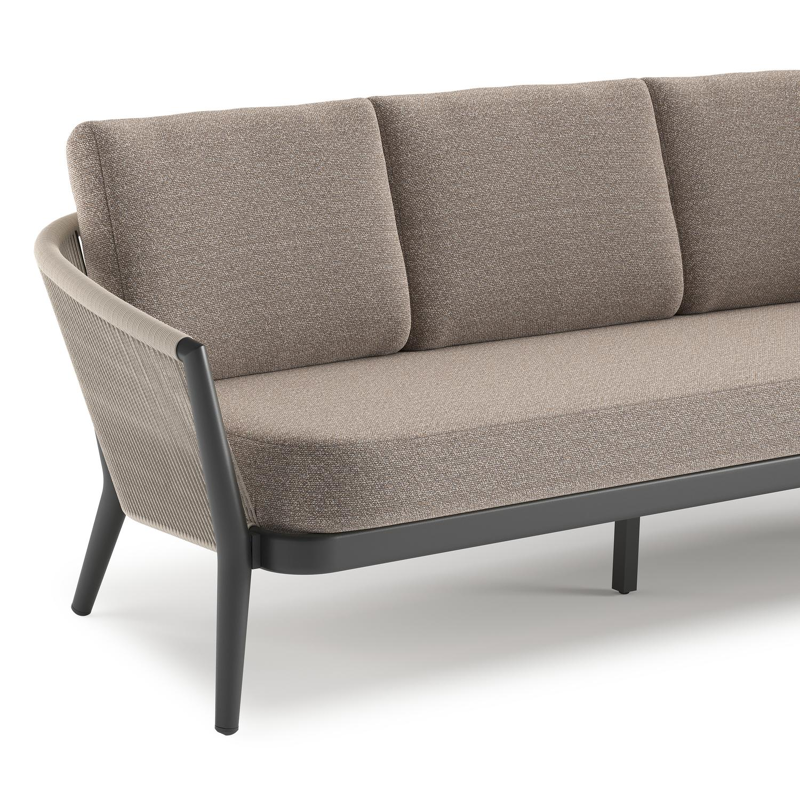 Orso loungebank in zwart aluminium en beige verticaal geweven ronde rope met Wander Manioc all weather sunbrella® luxe kussen
