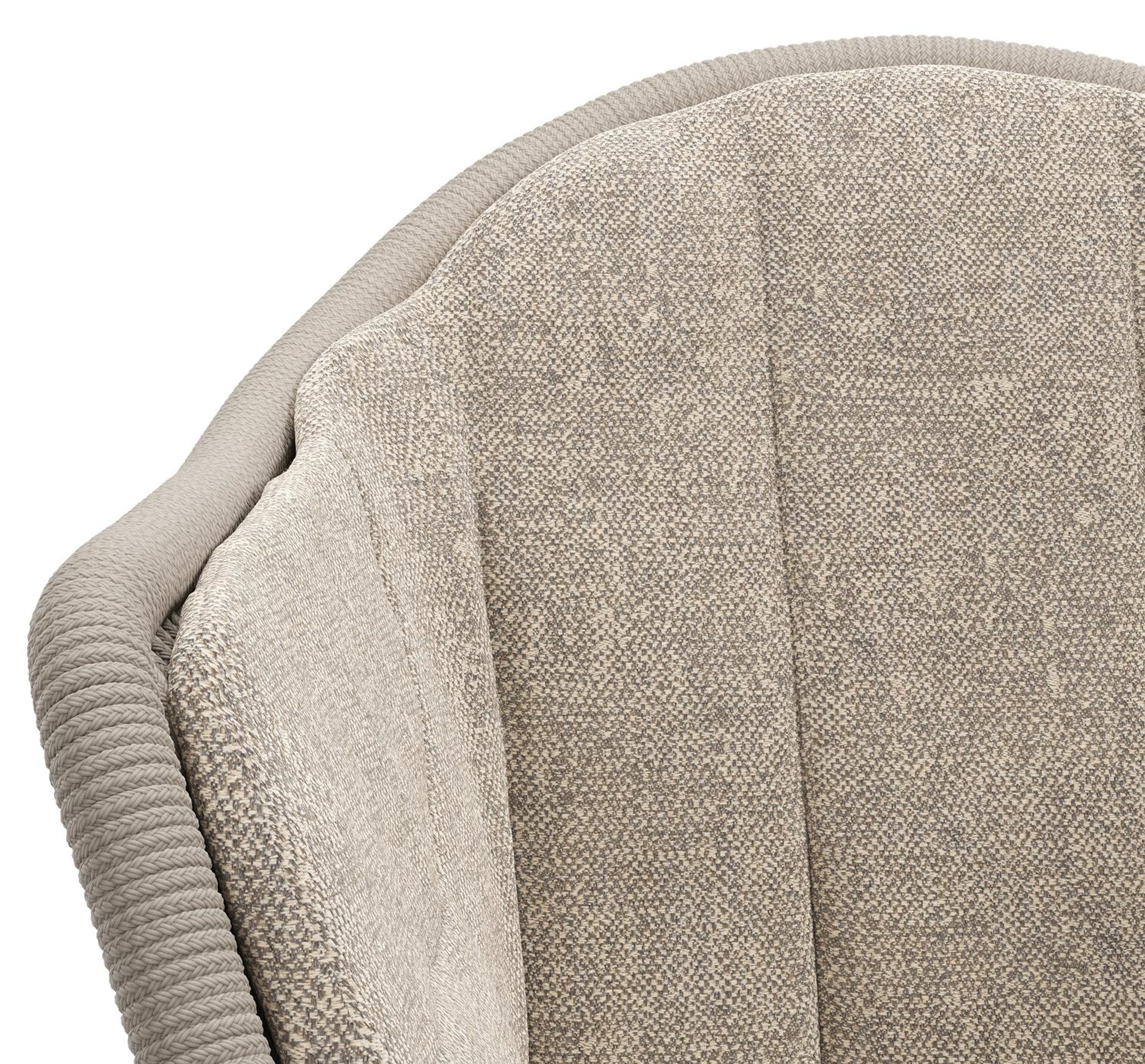 Pagino tuinstoel in teak en beige ronde wicker met kussen in chartres pewter all weather sunbrella® luxe