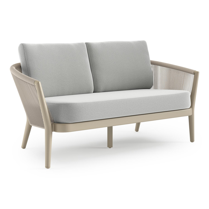 Orso loungebank in beige aluminium en beige verticaal geweven ronde rope met Natte Grey Chine all weather sunbrella® luxe kussen