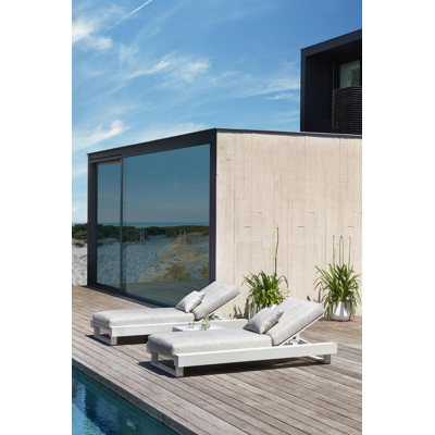 Chaise longue réglable Nano en aluminium blanc avec all weather sunbrella® luxe robben silver coussin