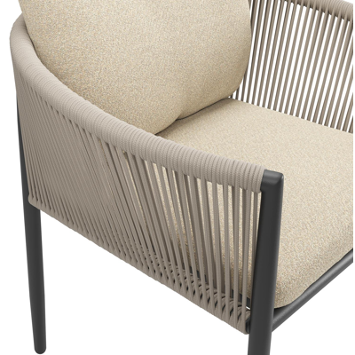 Organo tuinstoel in zwart aluminium en zwart verticaal geweven luxe vlakke rope met stoelkussen in All Weather Solica Soul Papyrus