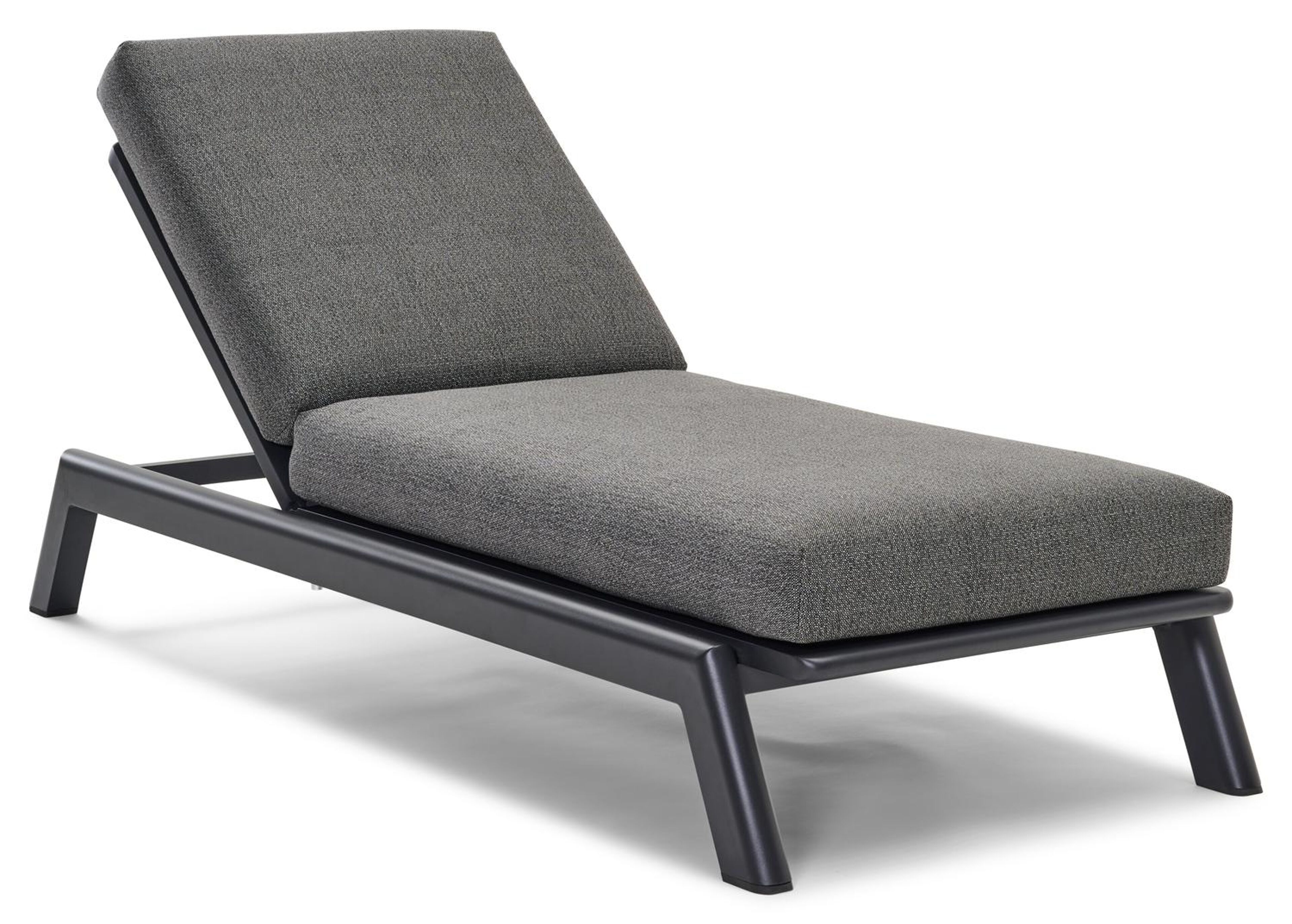Cirello verstelbaar ligbed met pompsysteem in zwart aluminium met savane tornado all weather sunbrella® luxe kussen