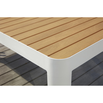 Ellara tuinset in wit aluminium en naturel polywood tafelblad met 6 Paco tuinstoelen