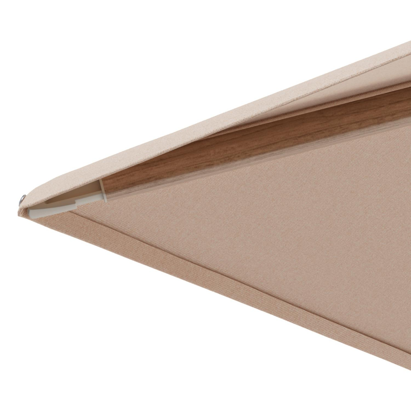 Minore zweefparasol met tiltfunctie in houtlook aluminium en Natte Linen Chalk All Weather Sunbrella® Luxe parasoldoek - L1 280 x L2 370 cm met parasolvoet Minore 260 kg met wielen