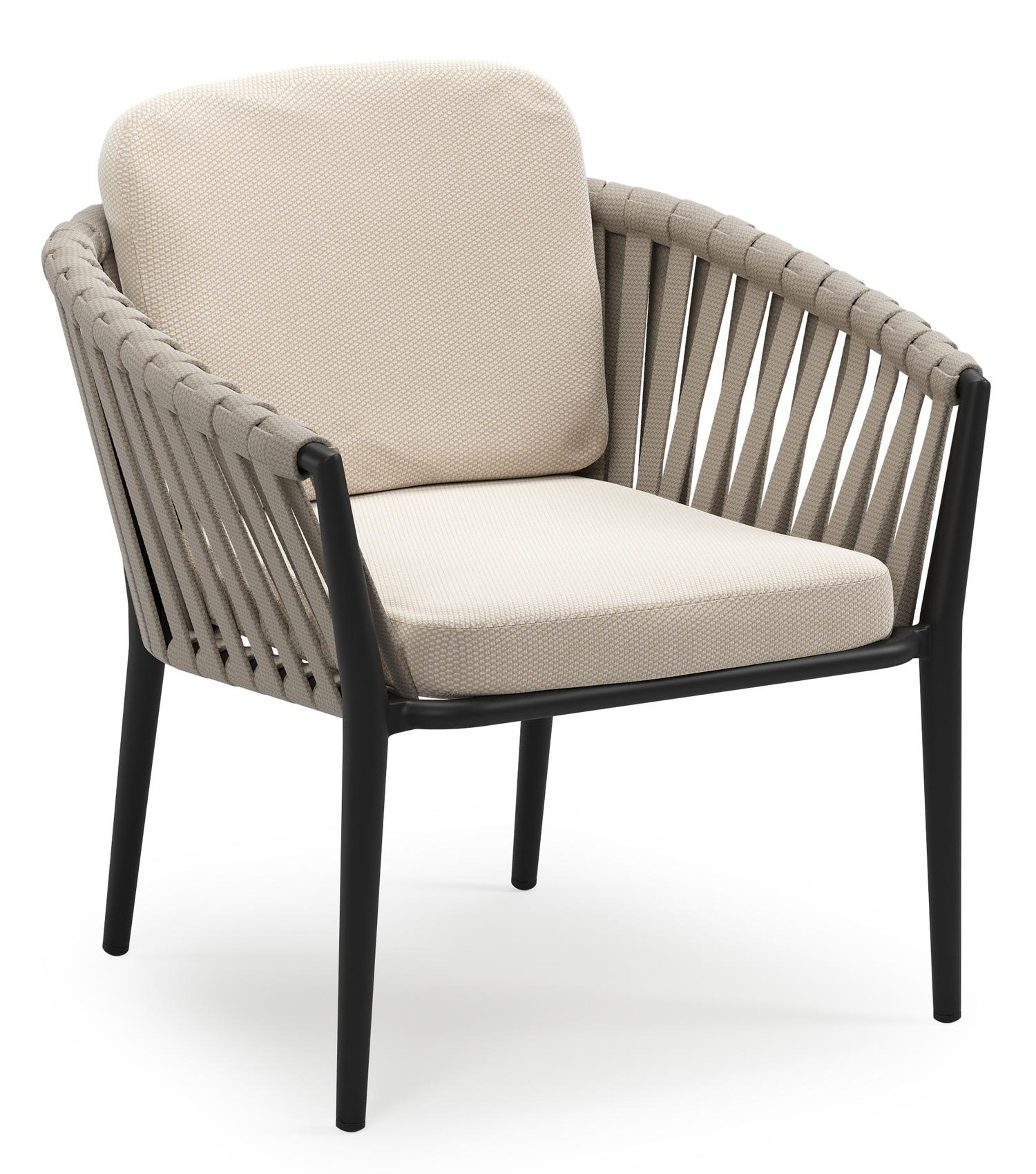 Orso low dining tuinstoel in zwart aluminium en beige verticaal geweven luxe vlakke brede rope met stoelkussen in All Weather Sunbrella® Luxe Lopi Antique