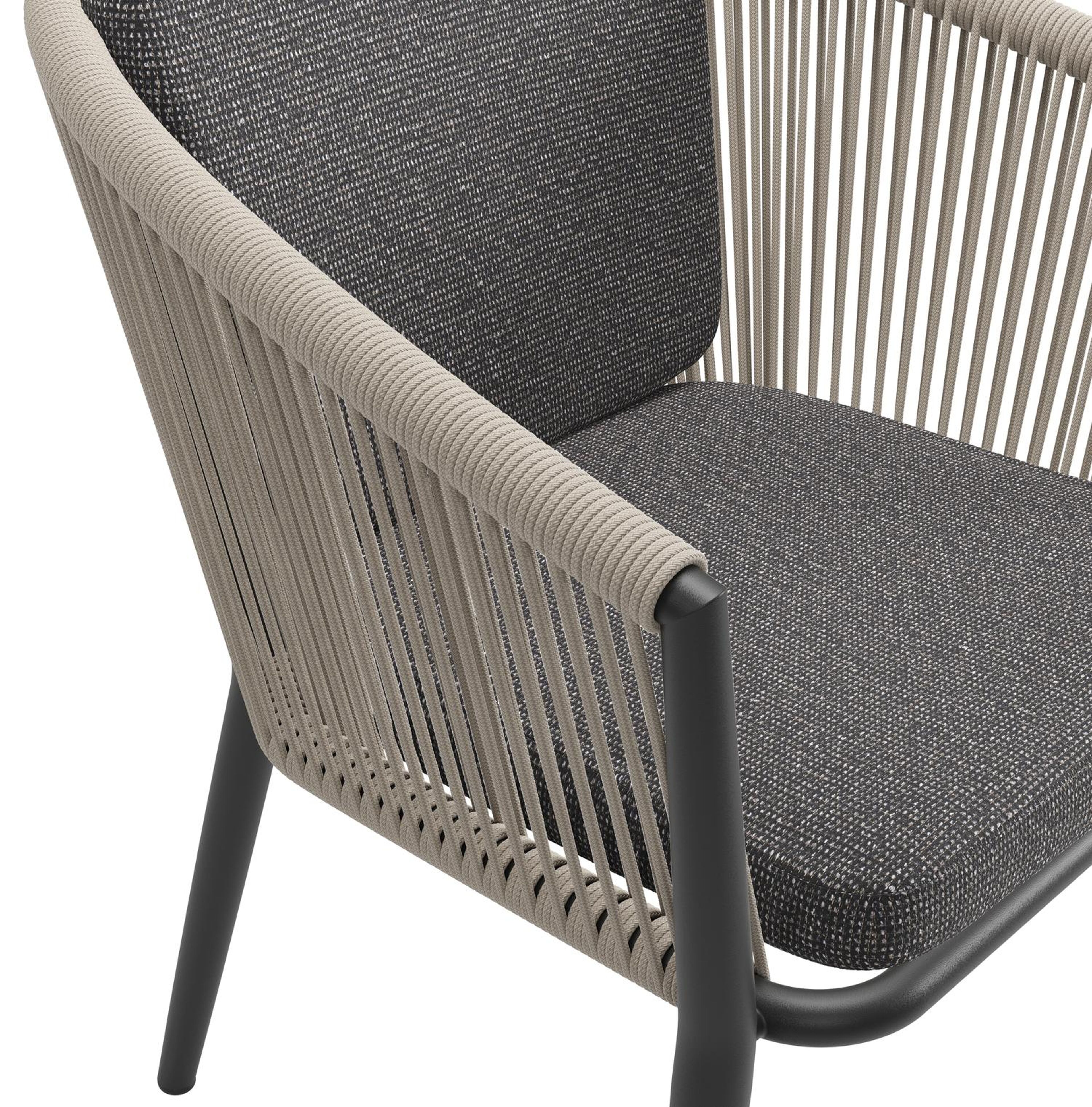 Orso tuinstoel in zwart aluminium en beige verticaal geweven ronde rope met zitkussen in All Weather Solica Firenze Tunder