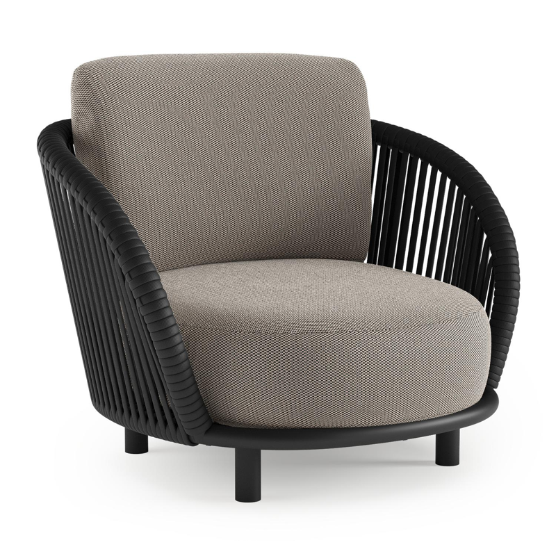 Lupino loungestoel in zwart aluminium en zwart verticaal geweven luxe vlakke brede rope met lopi pepper all weather sunbrella® luxe kussen