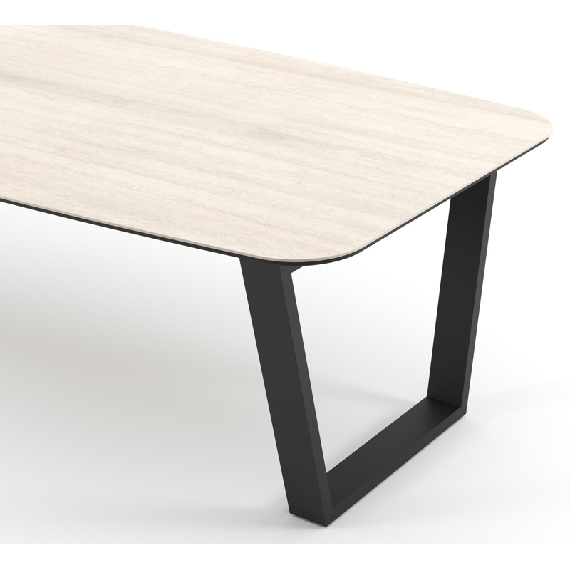 Pagino tuintafel bootvorm in zwart aluminium en volkeramiek Travertino Bianco - L 255 x B 115 x H 73 cm