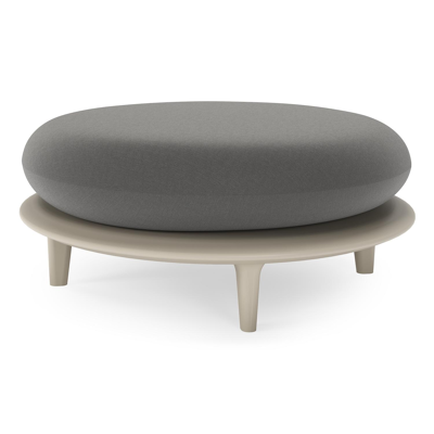 Bomero poef in beige aluminium met natte charcoal chine all weather sunbrella® luxe kussen