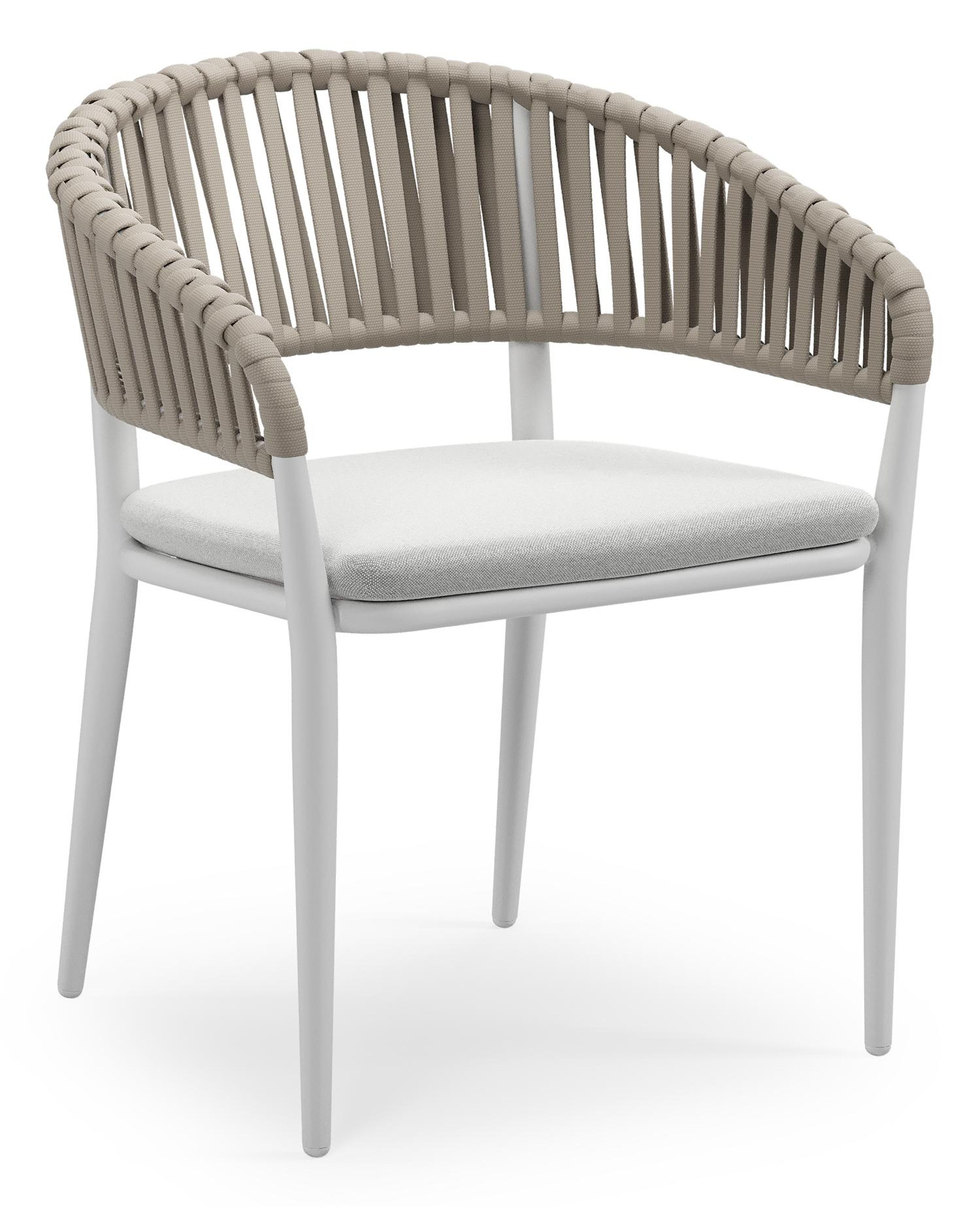 Tolfa stapelbare tuinstoel in wit aluminium en beige verticaal geweven luxe vlakke brede rope met stoelkussen in All Weather Sunbrella® Luxe Natte Grey Chine
