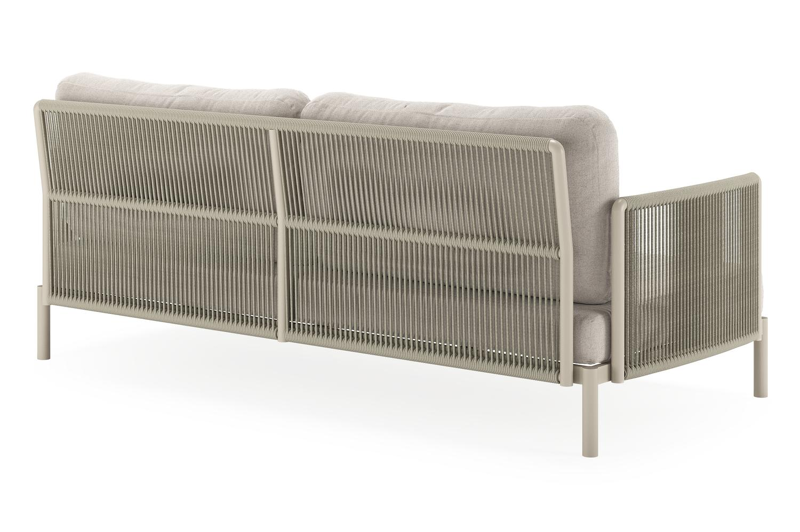 Amarante loungeset in beige aluminium en beige verticaal geweven ronde rope met beige weather+ softtouch kussens